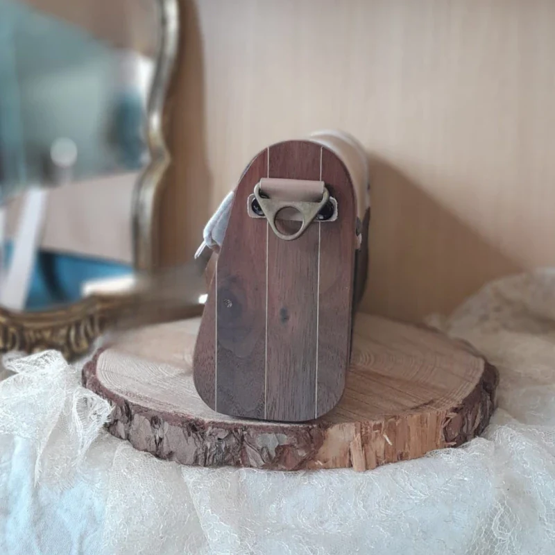Miniature 4