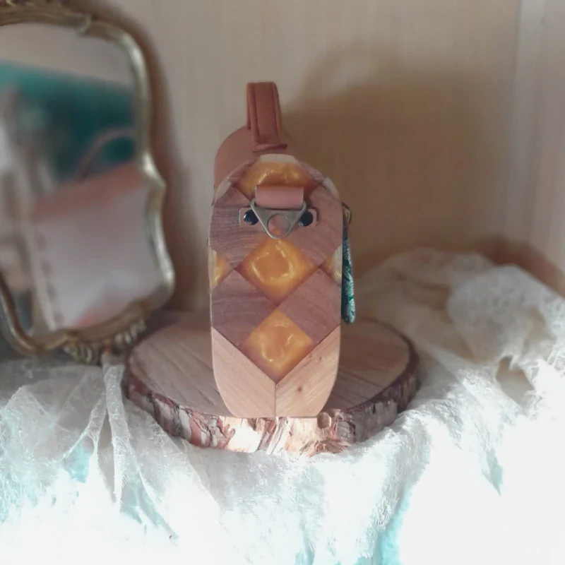 Miniature 4
